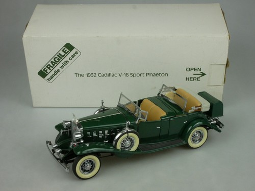 Danbury mint 1932 - mint,