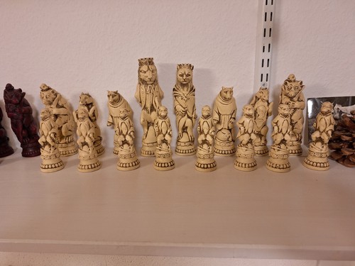 Schachspiel alt tierfiguren - alt,,