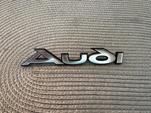 Audi schriftzug emblem - schriftzug,