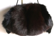 großer warmer Handmuff mit