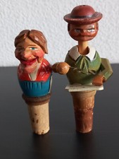 2 Zierkorken Holz geschnitzt