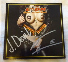 Eagles of Death Metal CD Booklet signed Josh Homme  Jesse Hughes Autogramm