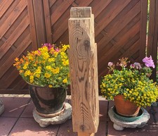 Stele Altholz Natur gebürstet