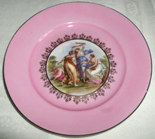 Antiker Porzellanteller mit myth. Frauendekor - 18,5 cm Durchmesser aus Nachlass