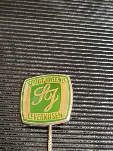 Anstecknadel fußball - ,