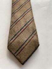 Lederkrawatte hellgrau mit roten und blauen Streifen