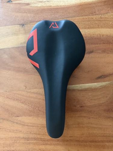 Sportlicher fahrrad sattel - fahrrad,