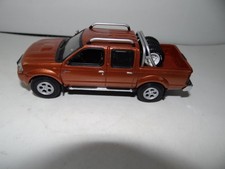 J-COLLECTION NISSAN NAVARA PICK-UP MODELLAUTO 1:43 SAMMLER MODELL