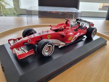1:18 Ferrari F-248FI (2006) Michael Schumacher Inkl. PC Vitrine