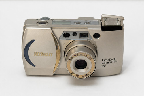 Nikon lite touch - lite, zoom