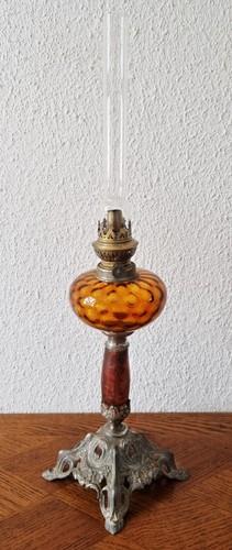 Schöne antike petroleumlampe - schöne,,