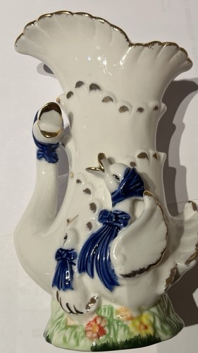 Vintage vase mit - vintage,