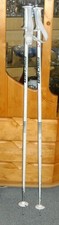 alte gebrauchte Skistöcke