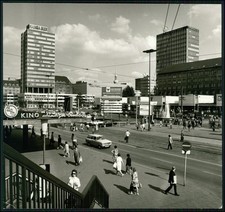 Pressefoto 19x18cm Dortmund mit Bahnhofsvorplatz, Hansa Bier Sparkasse Kino 1966