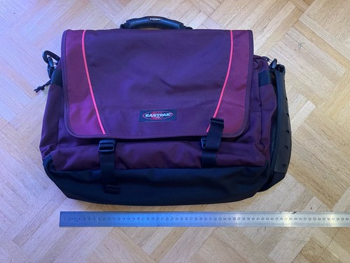 Eastpak messenger laptop bag - eastpak,
