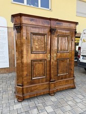 Barock Pilaster Schrank Hallenschrank Süd Deutsch Nussbaum Mit Bandelwerk 1730