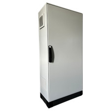 Energiespeicher-Schrank