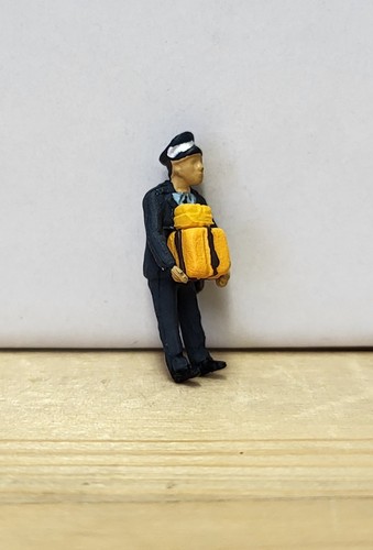 Noch postbote mit pakete - postbote,