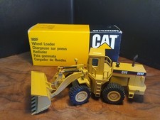 Hochwertiges CAT-Radlader-Modell '988F' aus Metall. 21 cm lang. Unbenutzt.
