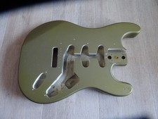 DDR MUSIMA E-Gitarrenbody, zum