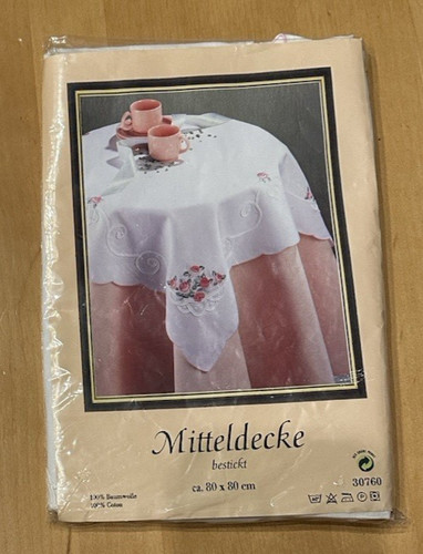 Bestickte tischdecke - bestickte,