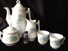 Empire Porzellan blaue Blumen Goldrand Kaffeekern  groß und Obertassen 5 Teile