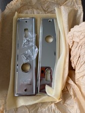 Türdrücker Garnituren Chrom