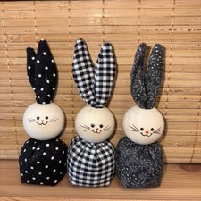 Set 3 Osterhasen mit von Hand