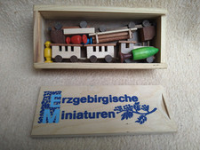 Eisenbahn Zug Spielzeug Holz Dregeno Seiffen alt Deko Handarbeit Erzgebirge 