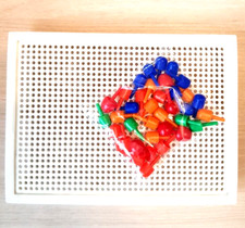 Quercetti Mosaik Steckplatte