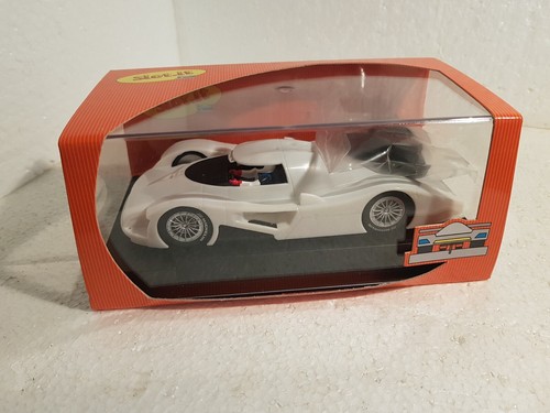Slot car - slot,