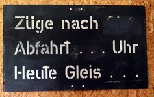 Holztafel - Abfahrttafel - Züge nach -  68 x 39 cm