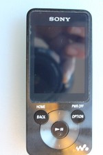 Sony Walkman NWZ-E585 MP3 Player 16GB