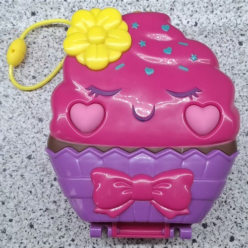 Polly pocket something sweet - polly,