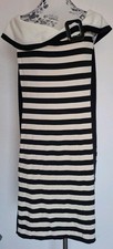 Frank Lyman Design Kleid