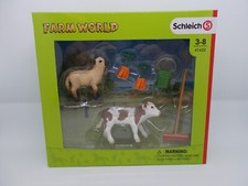 Schleich Set 41422 Stallpflege mit Kalb und Schäfchen - Farm World - NEU / OVP