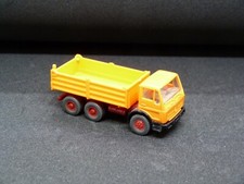 Wiking 1:87 - Mercedes AK 2636 Kipper - rotorange, Blinker nur seitl. Radlauf !