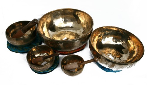 Klangschalen set klangmassage - klangschalen,