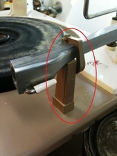 GARRARD Type A TONE ARM REST
