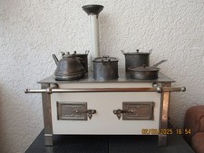 Puppenherd, ANTI K Metall, MIT  TÖPFCHEN UND SCHORNSTEIN, DRGM