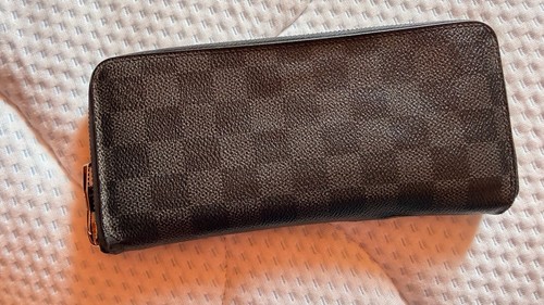 Louis vuitton zippy - louis,