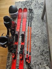 neuw. Skiausrüstung Schuhe