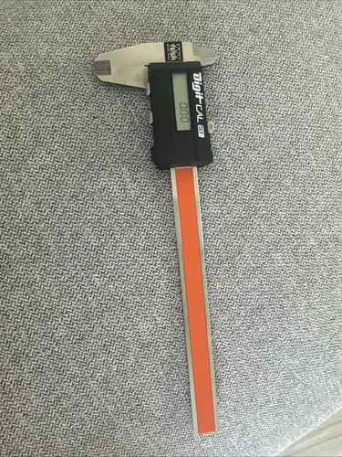 Tesla digit cal - digit, 51