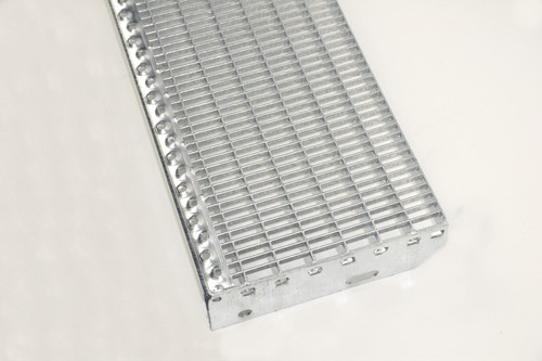 Treppenstufe gitterroststufe - treppenstufe,