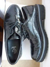 Elle Schuhe 38 schwarz dicke Sohle Reptil-Struktur Plateau Creeper wie Doc Dr.