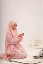 2-tlg Islamische Gebetskleidung Prayer mit Ärmel Große : S - M - L , طقم صلاة