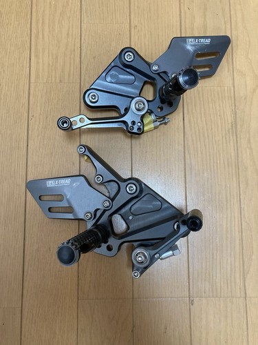 Yoshimura tread rearset - rearset, kit