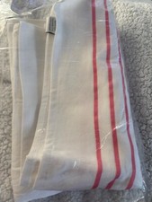 großes Handtuch in weiß mit rosa Streifen