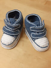 Neu !!!  Babyschuhe 10 cm, Chucks gehäkelt,trendy 