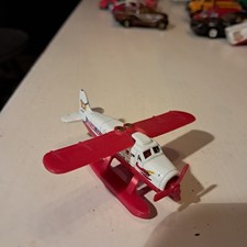 MATCHBOX SEA PLANE Beach